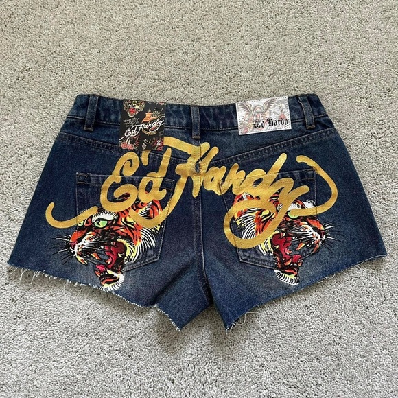 Ed Hardy Women's Blue Shorts Size L - Picture 3 of 11